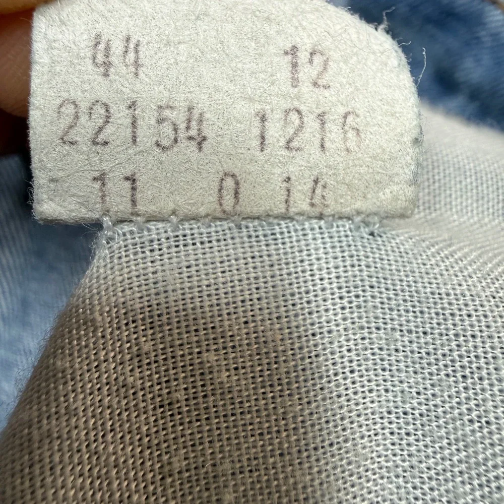 Vintage Levi's Jeans Mens 36x34 (Fits 35x33) Blue Bootcut Faded Distressed Work